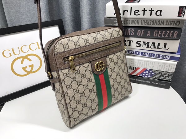 激安グッチバッグコピー角部分ディテール